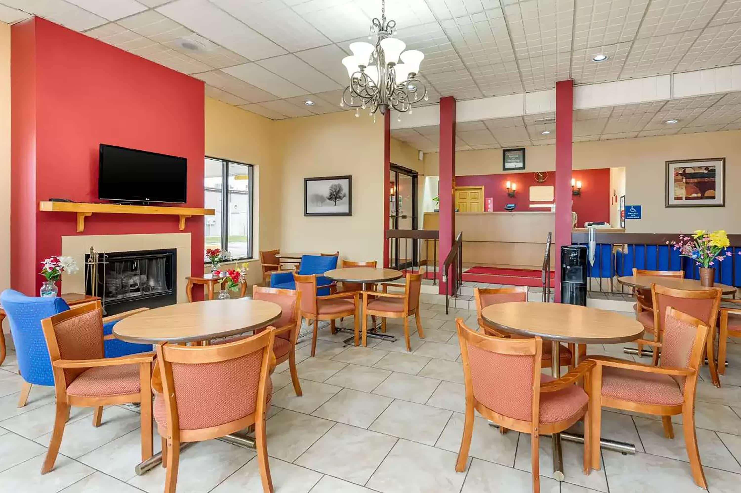 Days Inn By Wyndham Perrysburg Toledo Kültér fotó